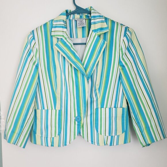 💥3/$10 Spring cropped jacket Brand ByGeorge Size 6/8 bust or P2P 16" EUC - Picture 2 of 3